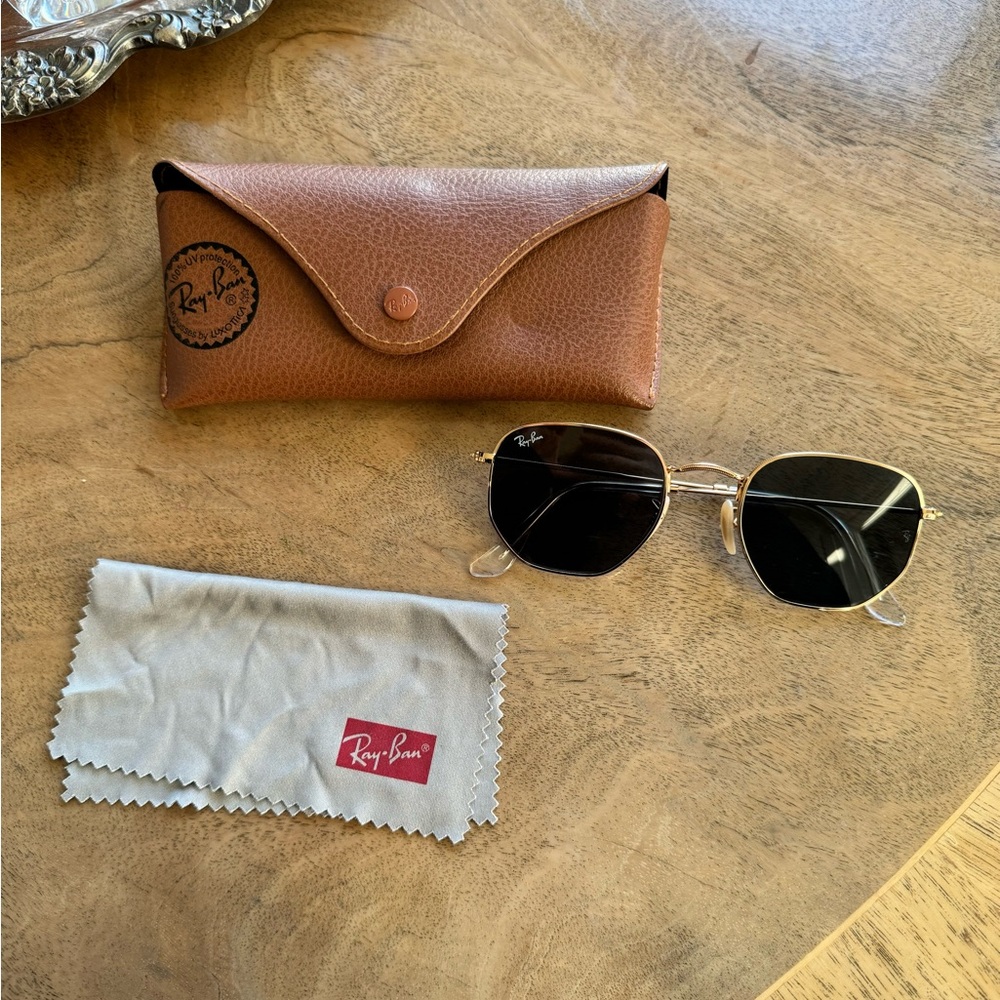 Ray-ban Hexagonal Gold Polished Sunglasses